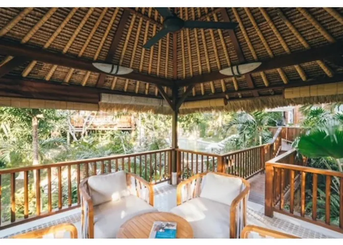 Unique Tropical High Class Oasis-cook Staff * أُلُواتو