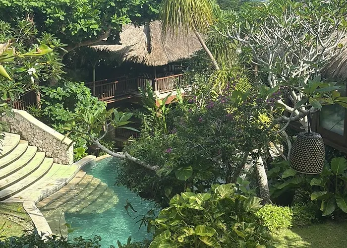 Unique Tropical High Class Oasis-cook Staff فيلة أُلُواتو